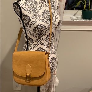 Louis Vuitton Saint Cloud Gm Crossbody Bag Beige